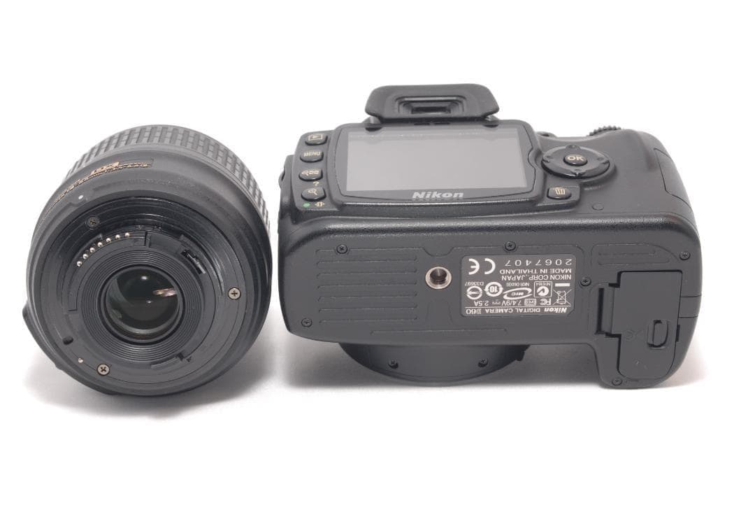 ⭐️カメラデビューにも⭐️Nikon D60　デジタル一眼レフ 高画質