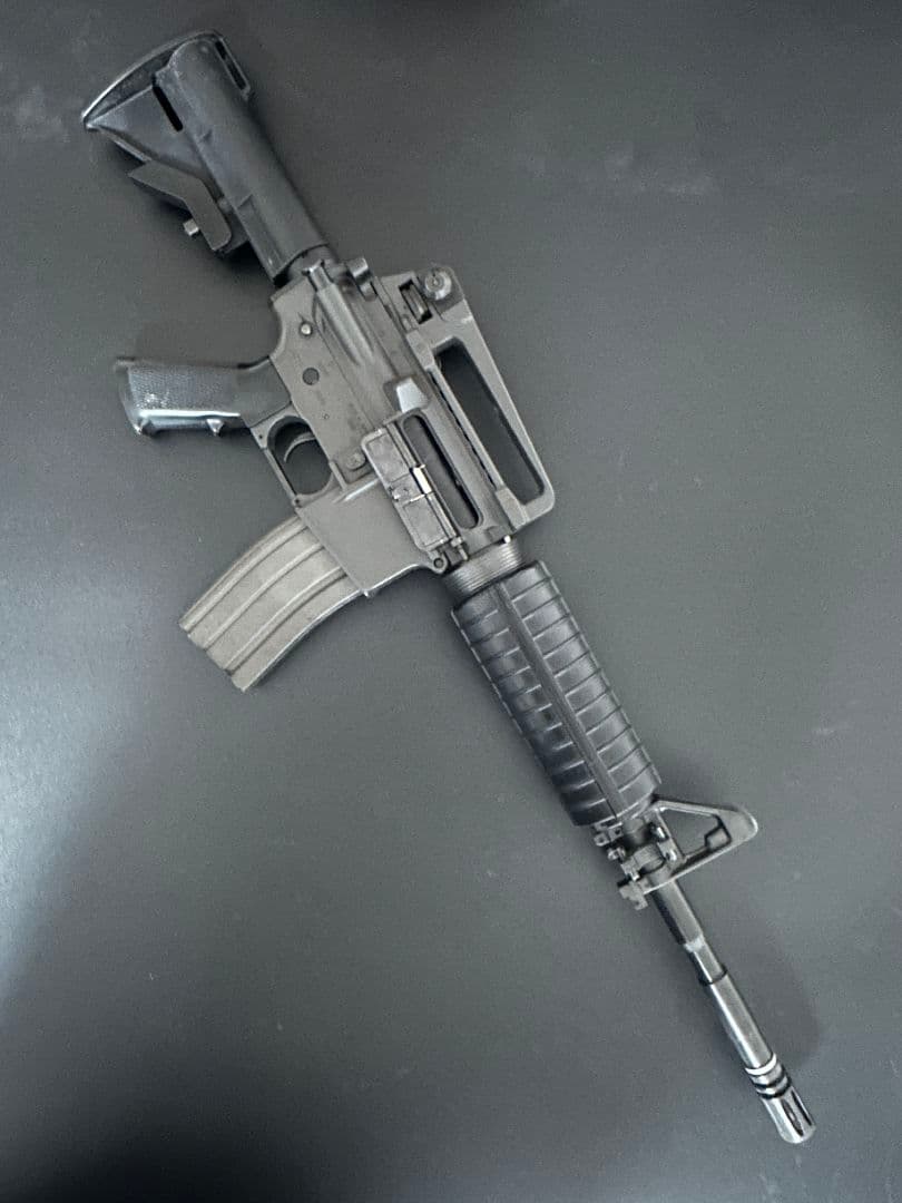 【アップグレード】マルイ M4A1 カービンLIPOバッテリー、充電器とバッグ