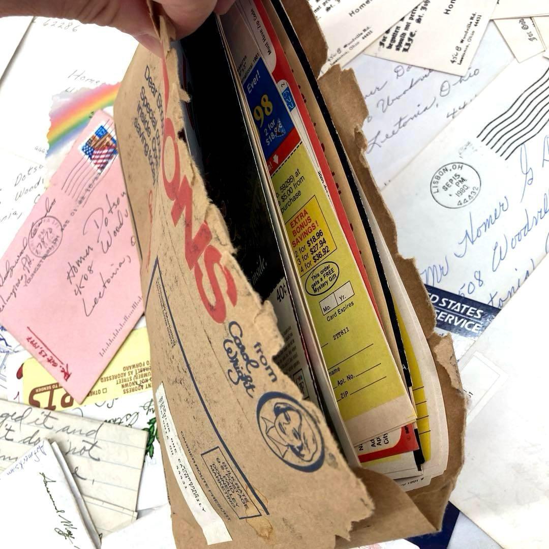 大人気　手紙・封筒関係の紙モノだけで【800g】