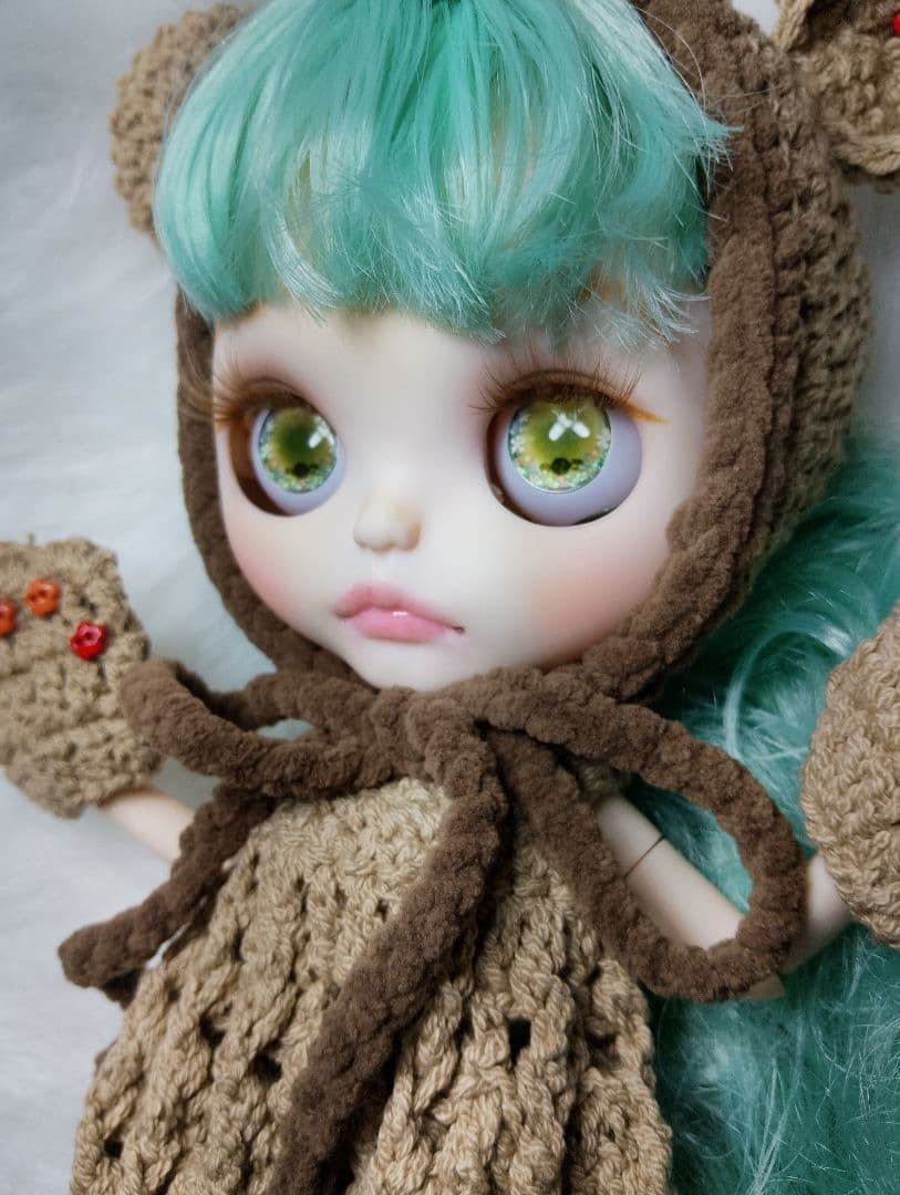 カスタムアイシードール パステルグリーンヘア アウトフィット付き