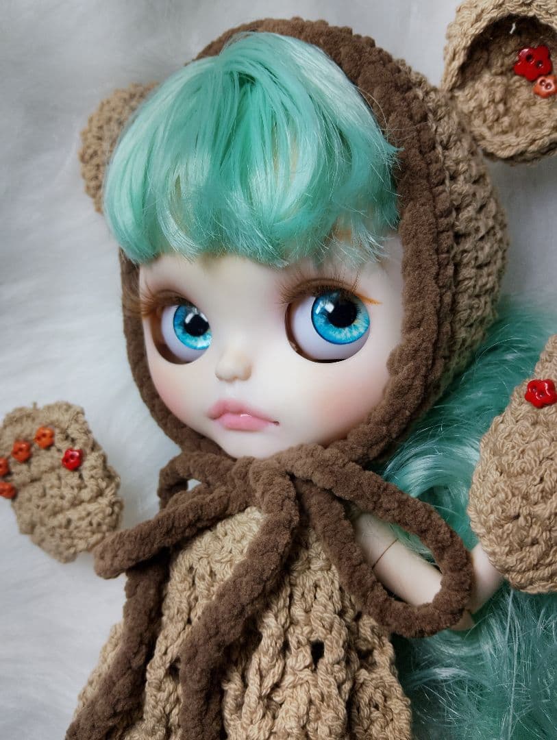カスタムアイシードール パステルグリーンヘア アウトフィット付き
