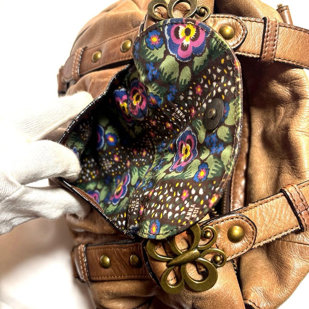 ANNA SUI 本革 蝶 バタフライ バックル デザイン ショルダーバッグ