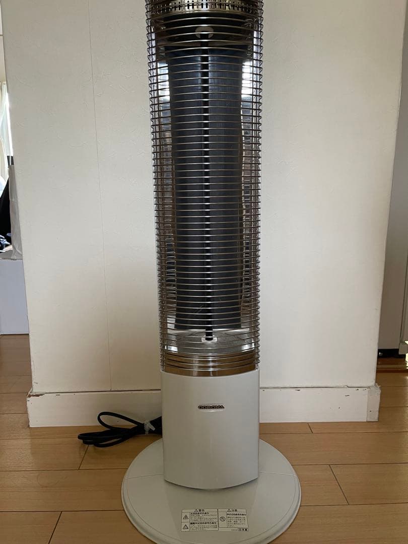 CORONAタワー型電気ヒーター ホワイト　コアヒートスリム遠赤外線電気ストーブ