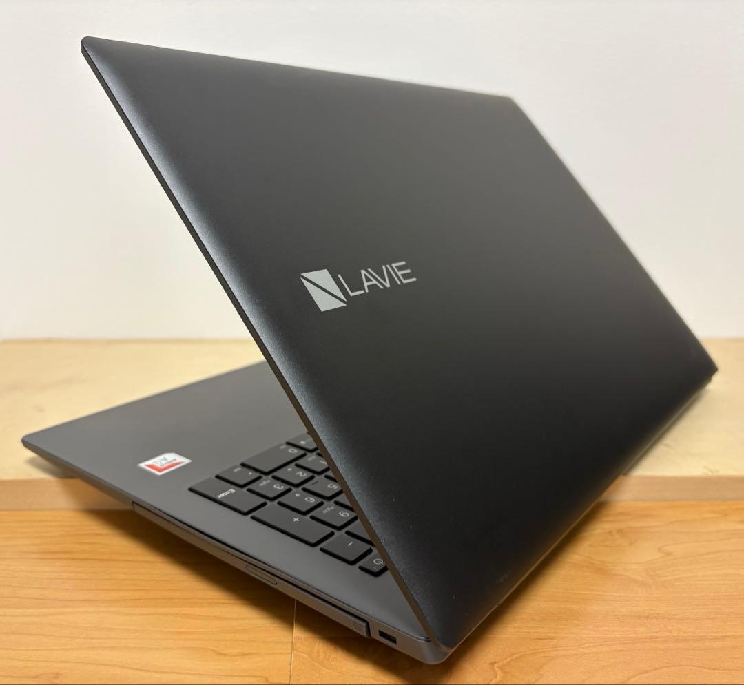 Windowsノート本体 LAVIE Direct NS(A)GN31WQ (A9/16GB/120GB)