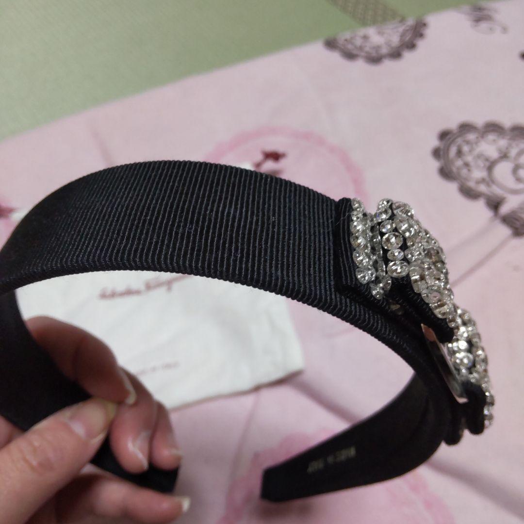 Salvatore Ferragamo クリスタル カチューシャ