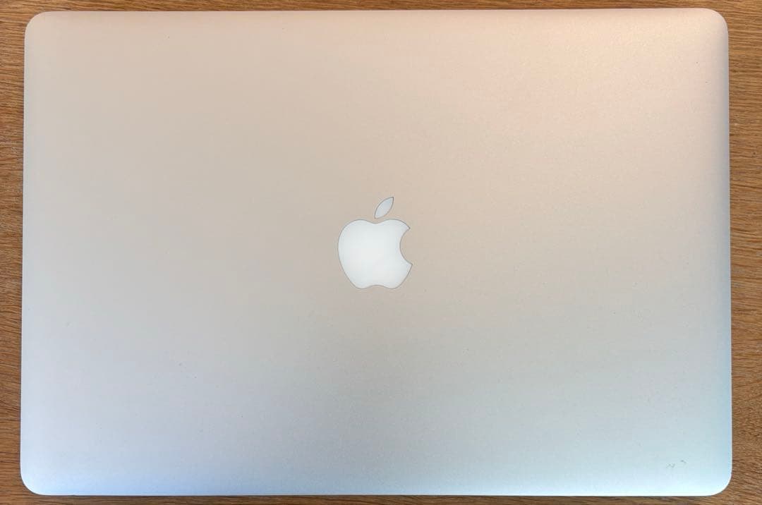 Apple MacBook Pro シルバー