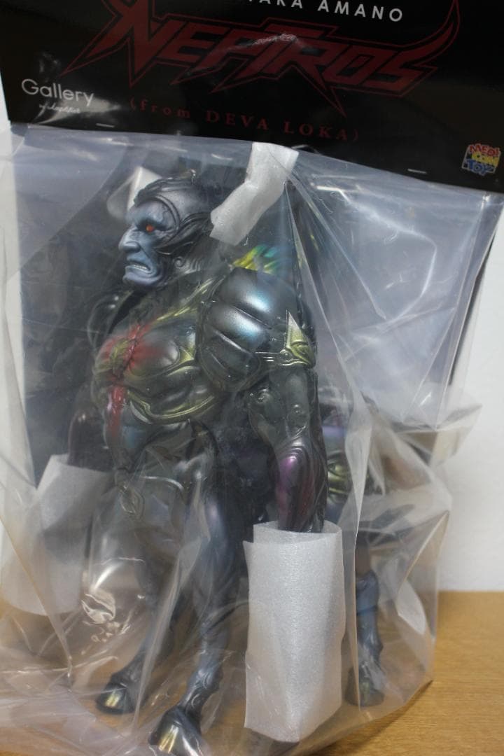 メディコムトイ Gallery by Amplifier NEPTROS