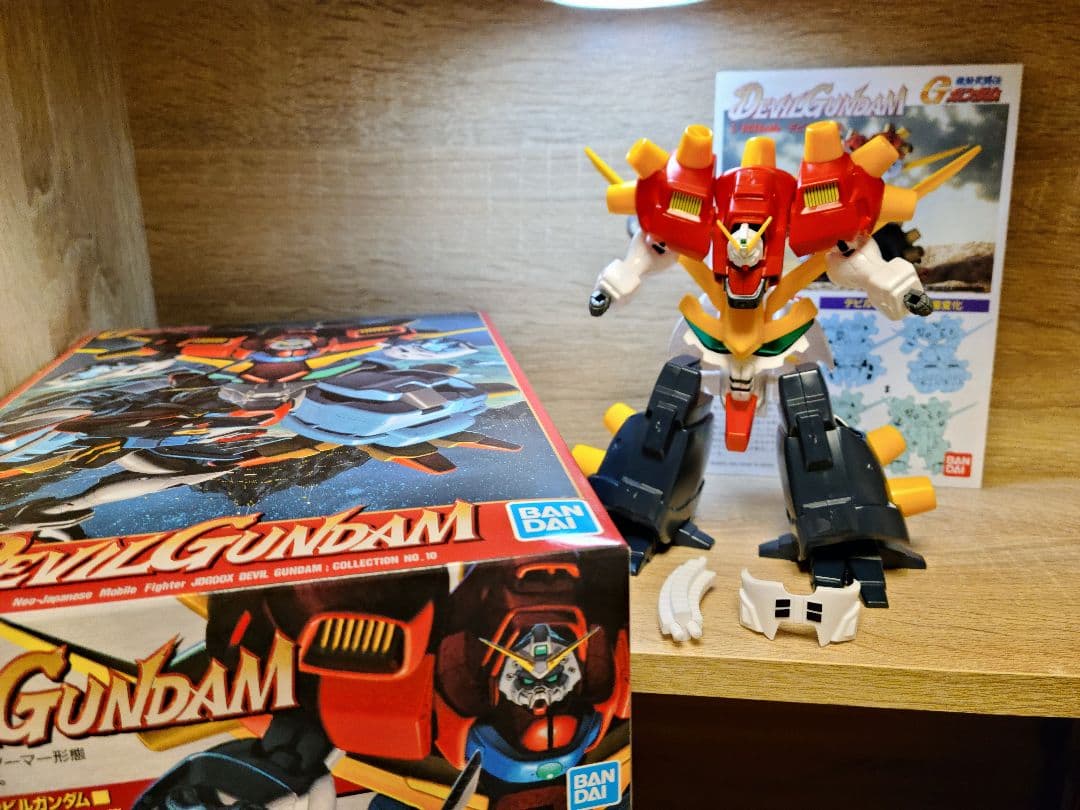 1/144 Gガンダム プラモデルセット (旧キット+Gフレーム3体)