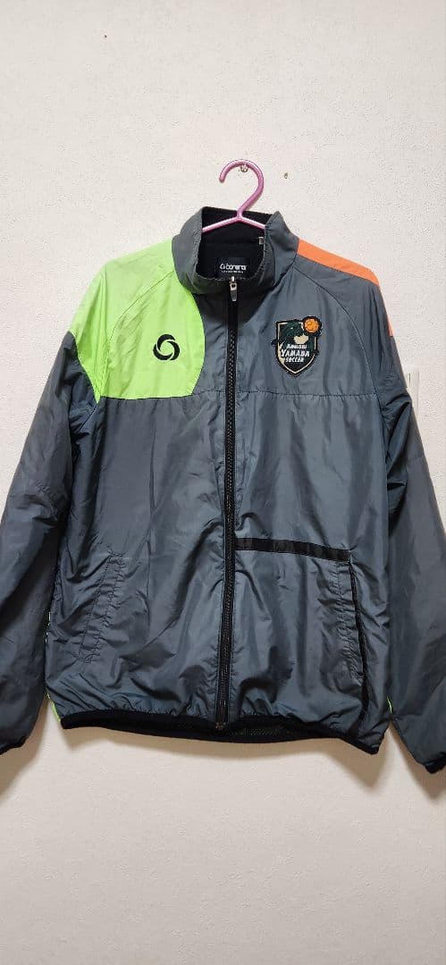 青森山田サッカー部エンブレム入りウインドブレーカー