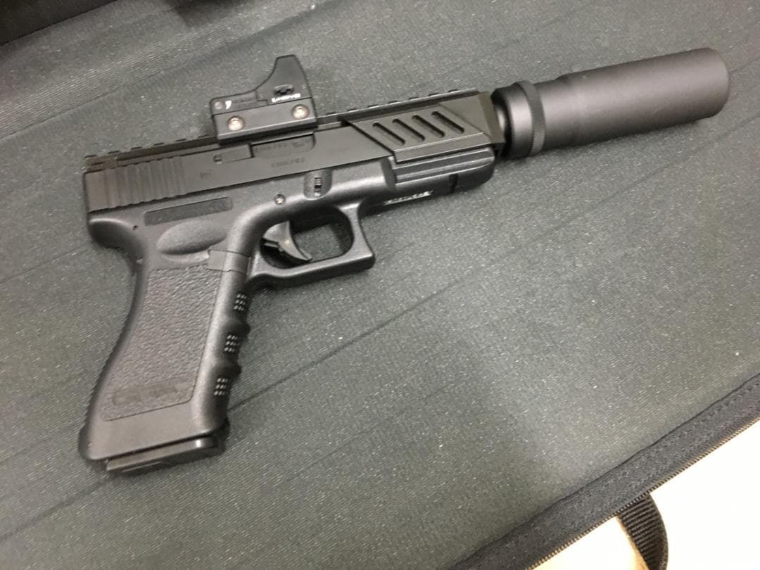 東京マルイ　電動ハンドガングロック18C カスタム　4点セット　新品