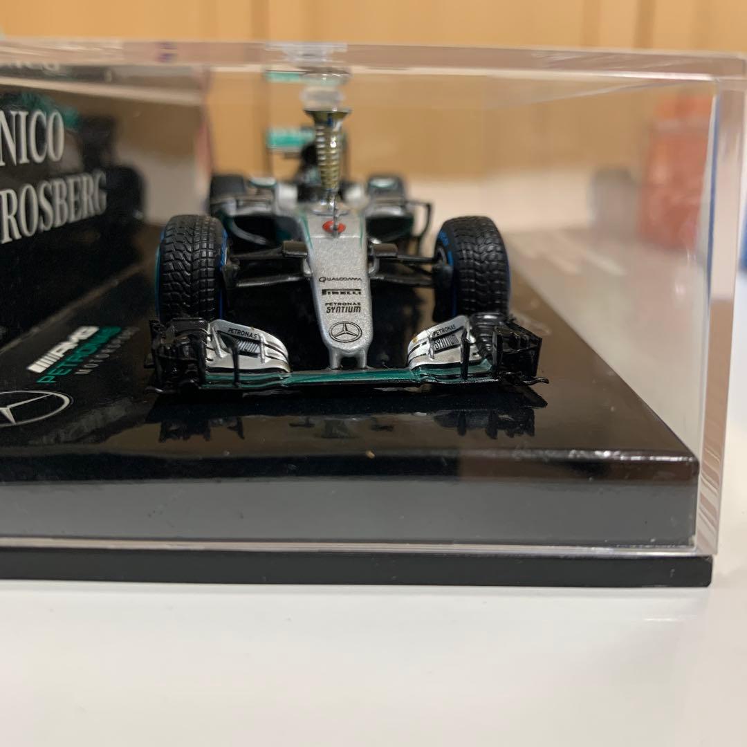 F1 2016 ニコ・ロズベルグ ミニカー