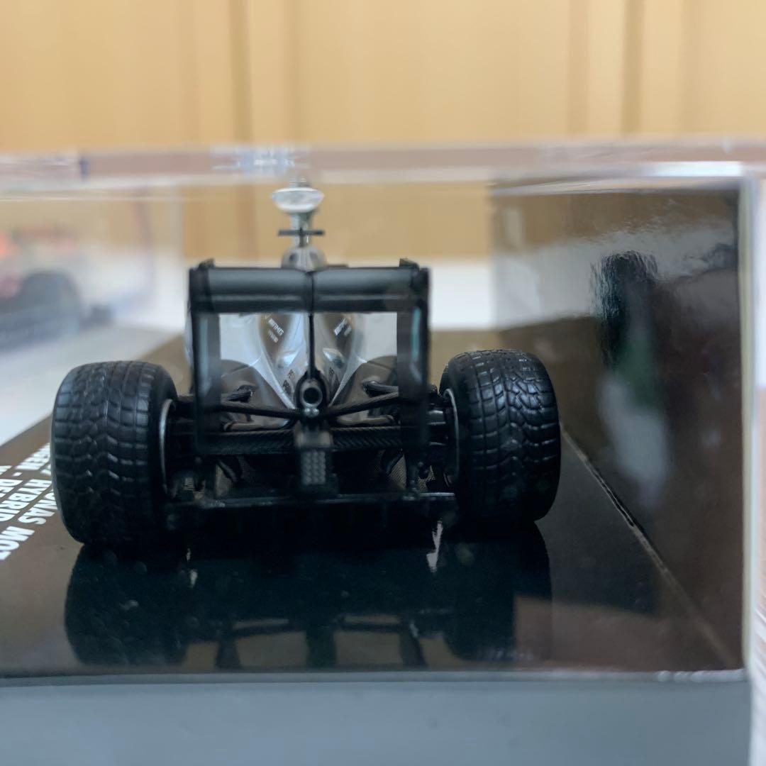 F1 2016 ニコ・ロズベルグ ミニカー