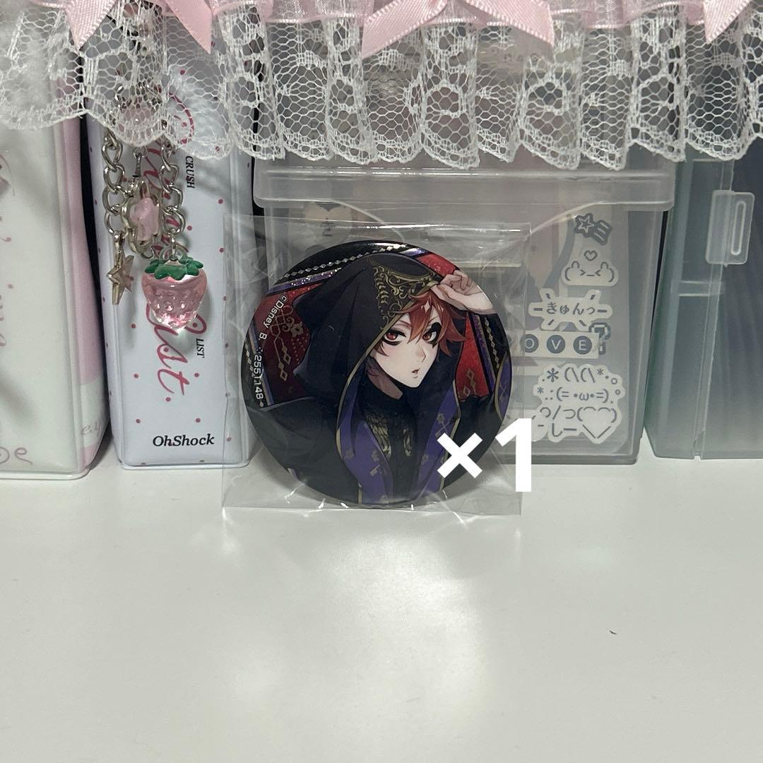 ツイステ エース・トラッポラ カード 缶バッジ まとめ売り ハーツラビュル寮