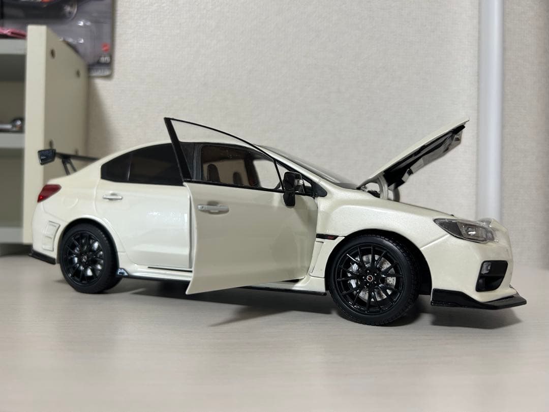 ミニカー WRX s207 1/18
