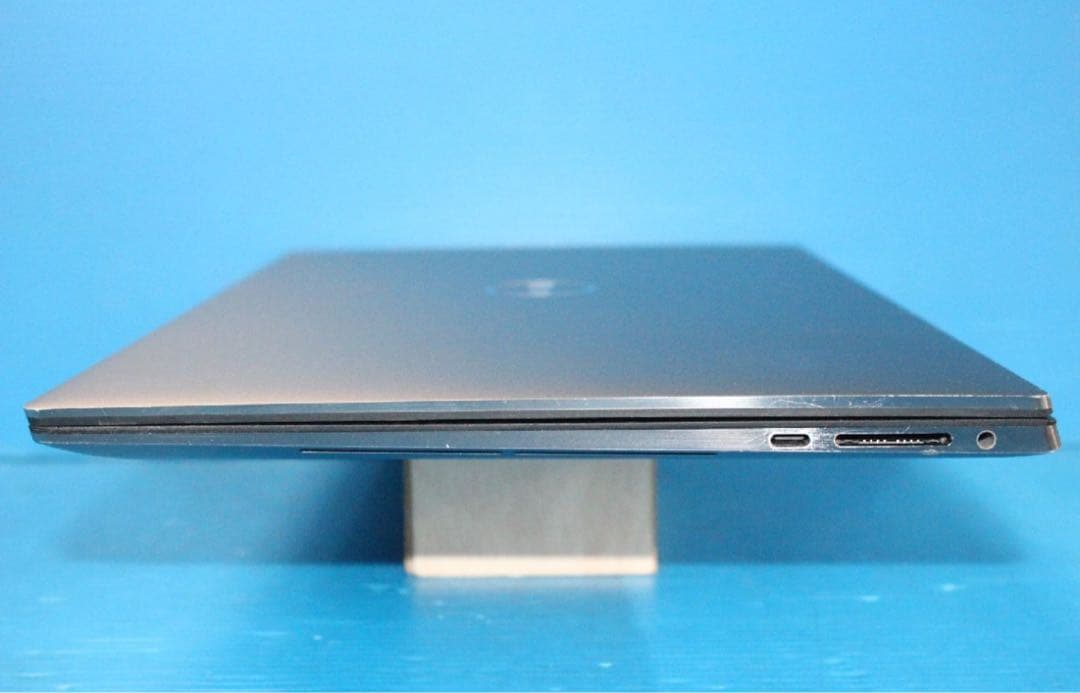 Office付Precision 5550 Core i7 32GB 512GB