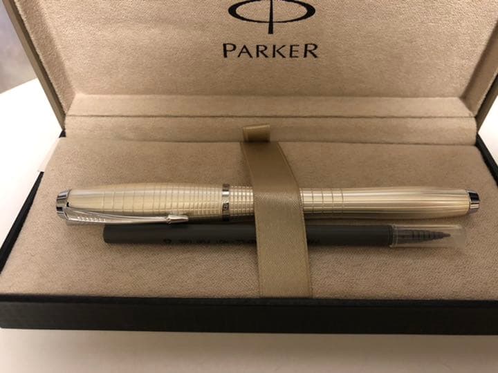 ⇩値下げ⇩PARKER 万年筆　インジュニュティー