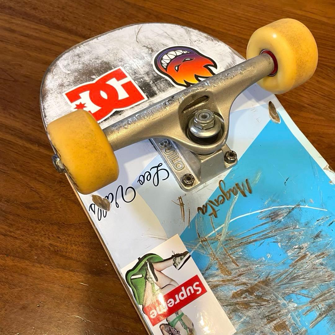 マゼンタ　スケートボード　コンプリート　スケボー　インディペンデント　8インチ