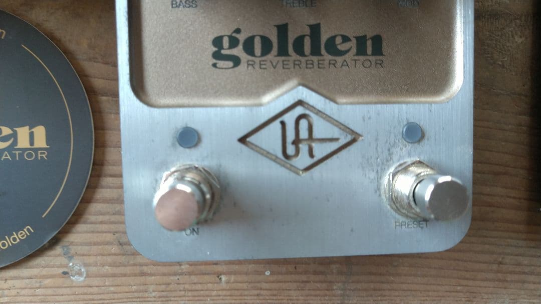 golden REVERBERATOR ギターエフェクター リバーブ