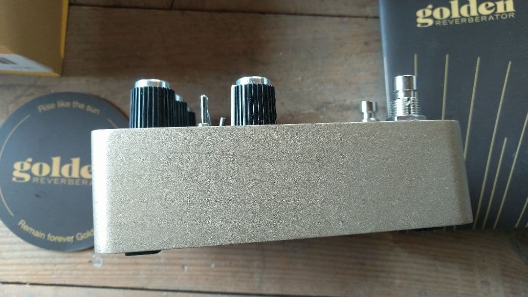 golden REVERBERATOR ギターエフェクター リバーブ