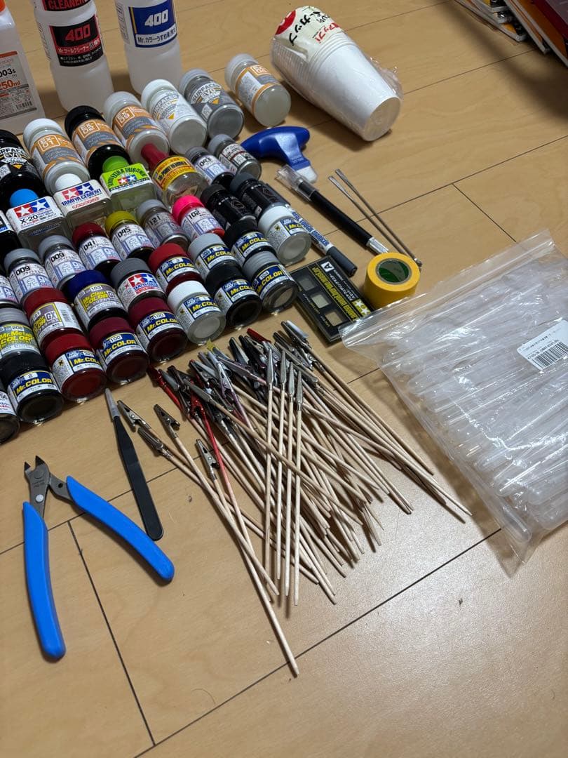 ドル 最終値下げ‼️プラモデル エアブラシ ゴッドハンドニッパー 塗料