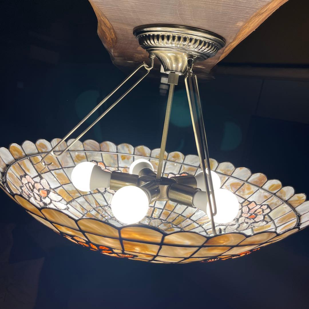 【瀧住照明製】ステンドグラス風シャンデリア 5灯式 天井直付け 花柄デザイン②