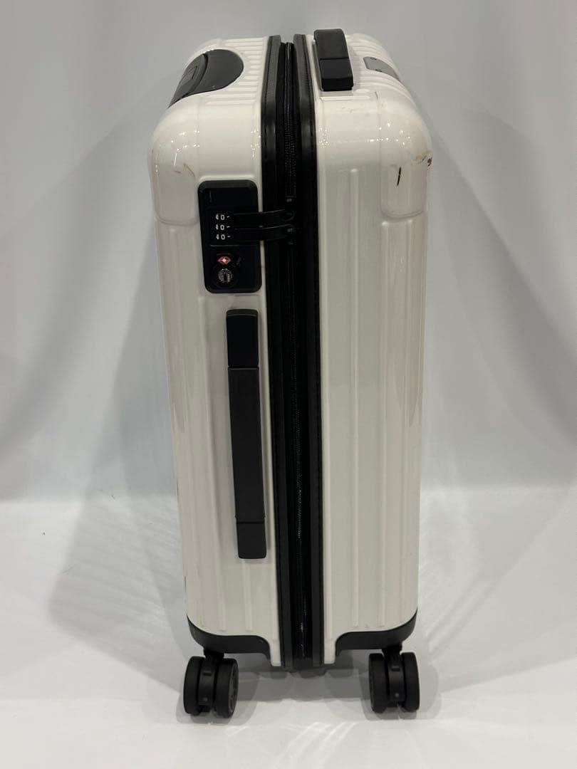 中古品RIMOWAリモワ×PORSCHEポルシェホワイト キャリーケース32L
