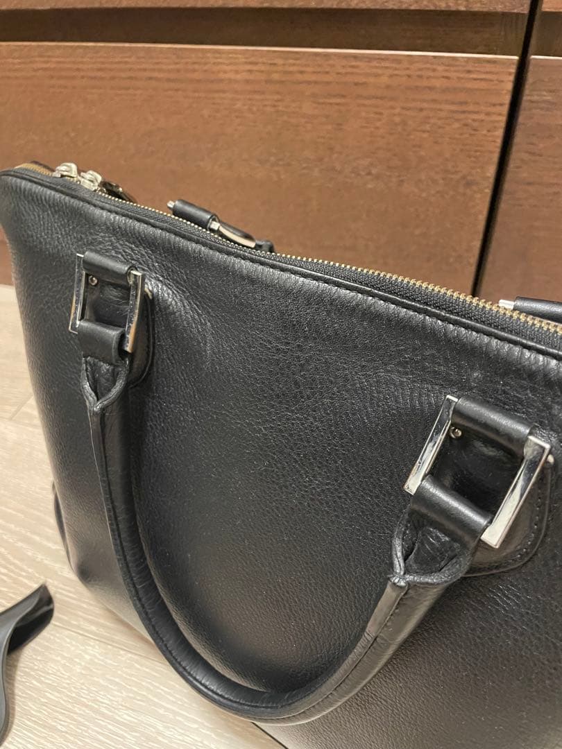 ペッレモルビダ Maiden Voyage シュリンクレザー ビジネスバッグ 黒