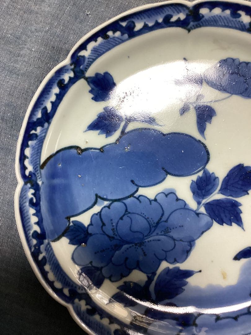 骨董品　大明製染付牡丹図七寸皿　時代物