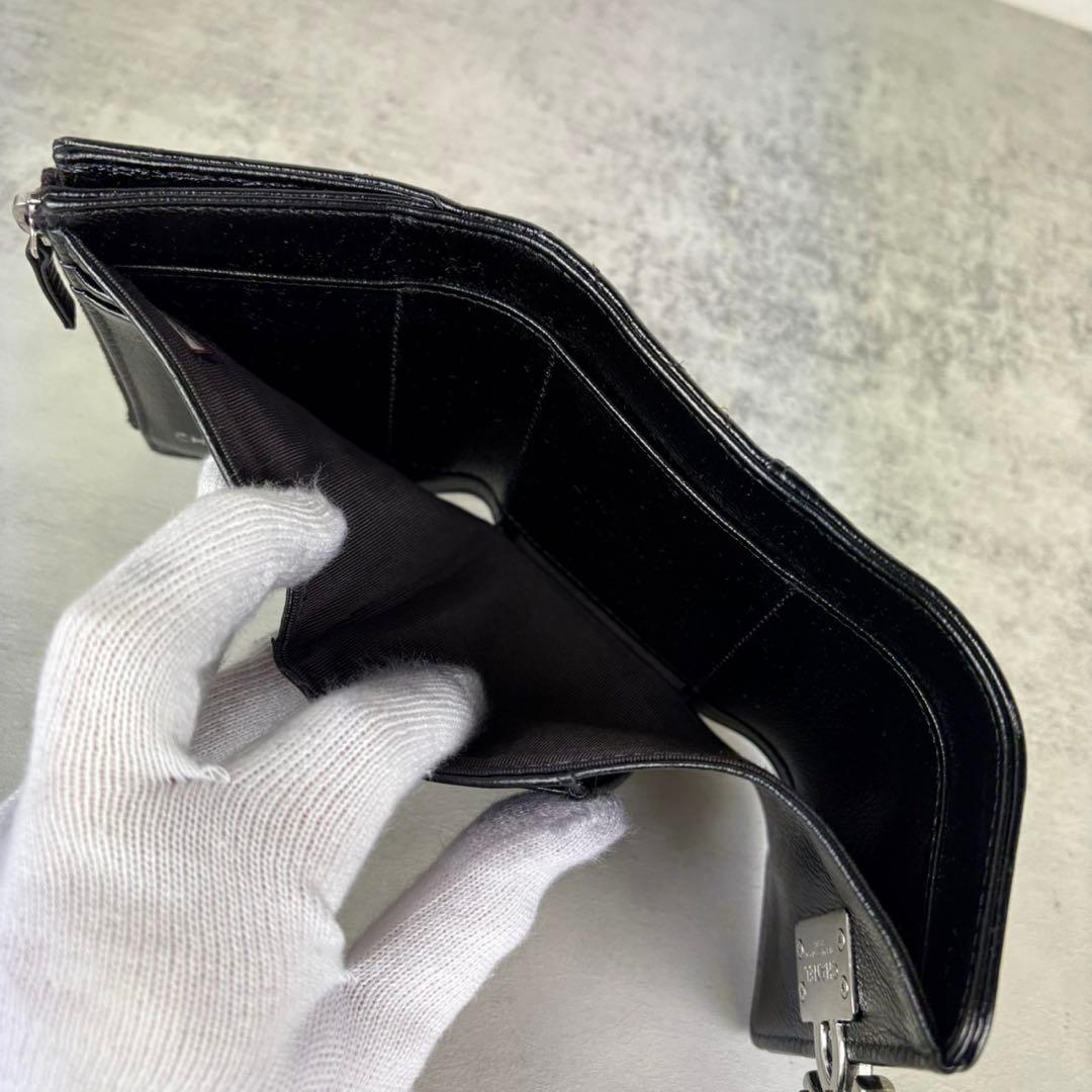 CHANEL シャネル　ハーフココ　三つ折り財布　キャビアスキン　ケース