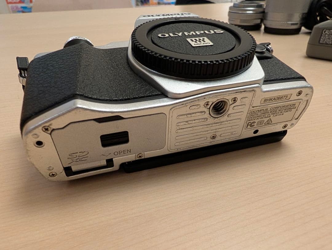 OLYMPUS オリンパスOM-DE-M10MarkII EZダブルズームキット