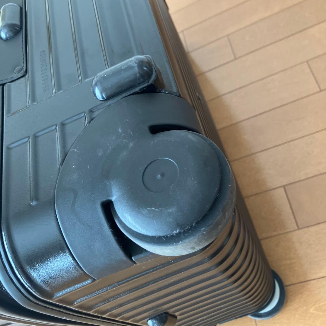 RIMOWAリモワ　ブラックキャリーケース