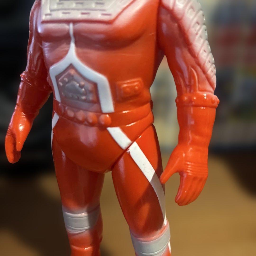 ニセウルトラセブン ソフビ べアモデル