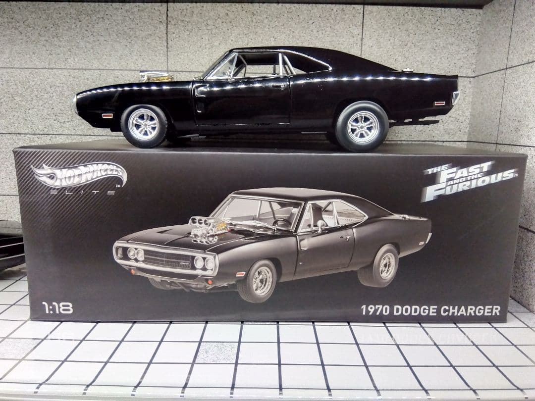 1/18 Hot Weels (エリート)1970 Dodge Charger