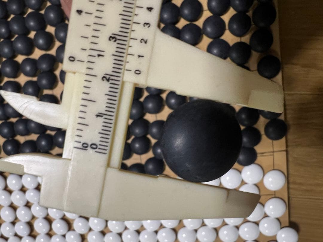 【美品】日向特製 蛤碁石＋本那智黒 39号 11mm 囲碁　任天堂碁盤