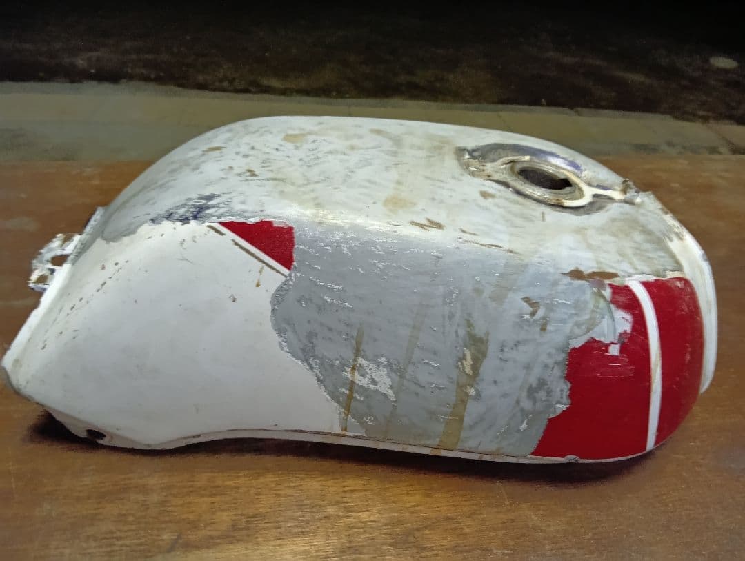 CB400N CB250N純正タンク　補修ベース　バブ　ホーク　ジャンク