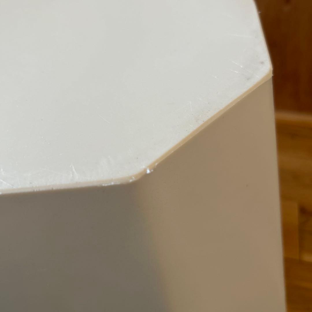 アーノルドサーカススツールミニ sサイズ　アイボリー　中古