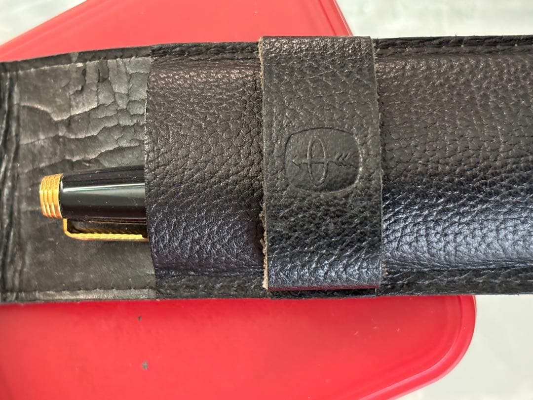 【美品】PARKER パーカー 万年筆 14Kペン先 黒×ゴールドレザーケース付