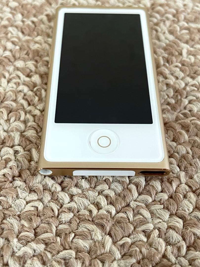 美品 iPod nano 第7世代 ゴールド2015年モデル Bluetooth