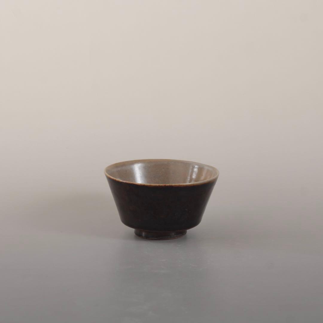萬古焼？ 外側鉄釉 盃 酒器 ぐい呑み 古道具 アンティーク