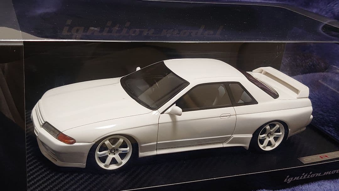 1/18 イグニッションモデル ignition model R32 GT-R
