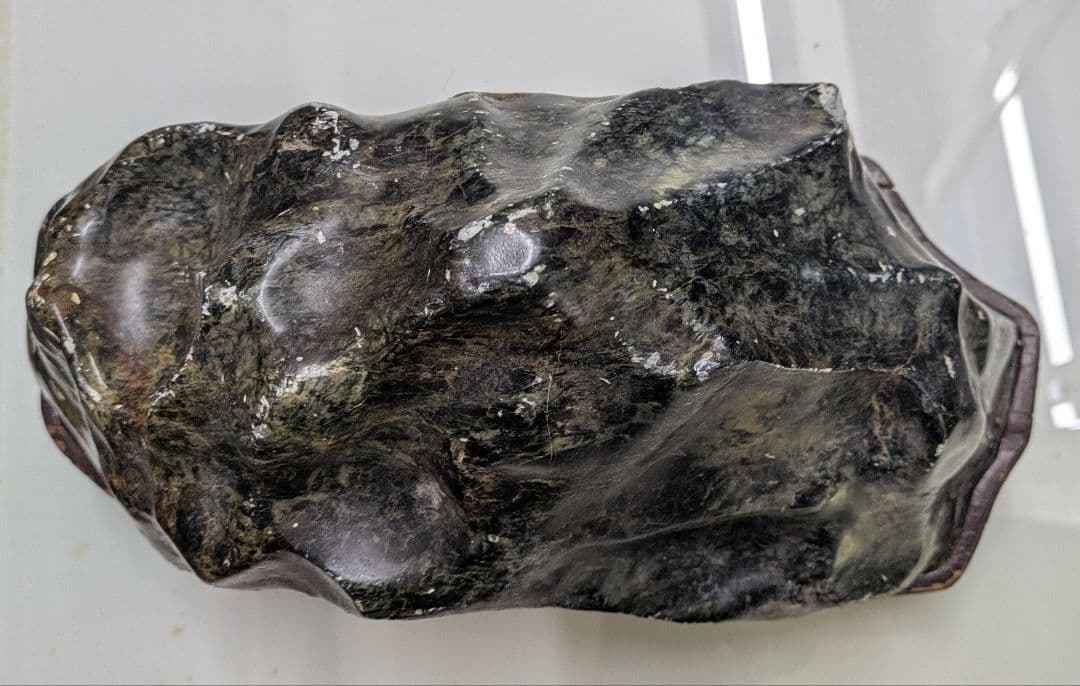 【鑑賞石】山水石　観賞石　蛇紋岩　盆石　天然石　置物