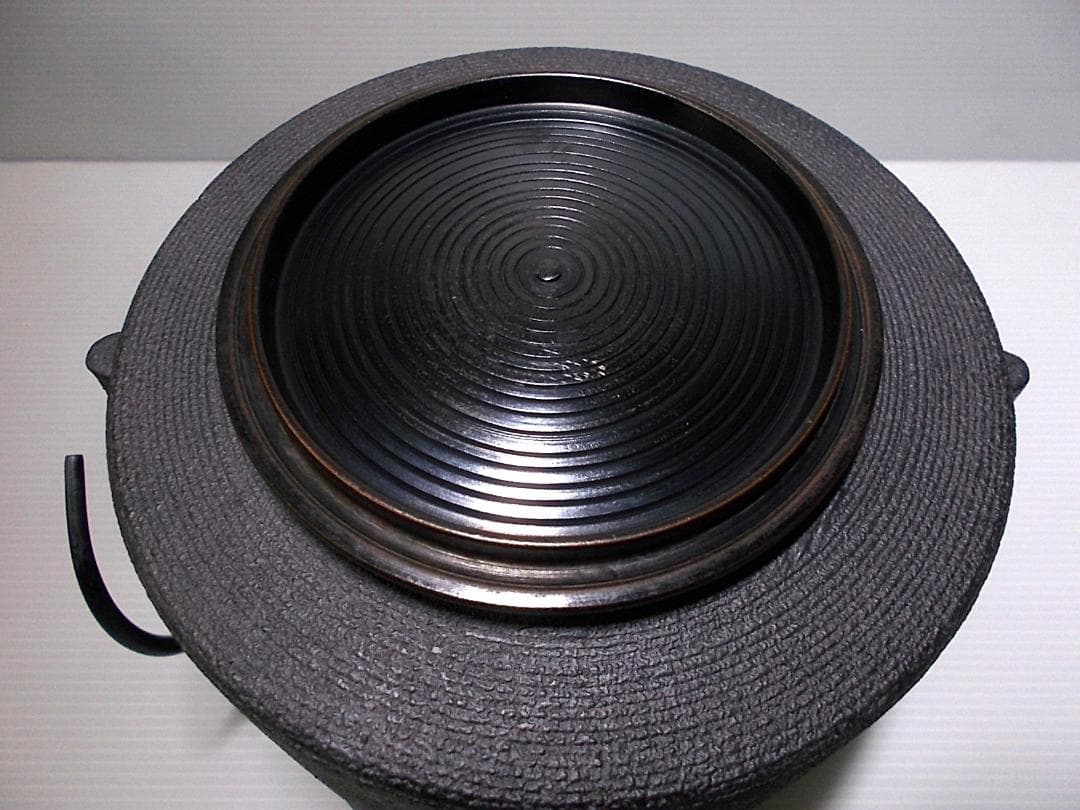 茶道具 釜師:佐藤浄清 糸目地紋 筒釜 茶釜 釜環 共箱 風炉 火鉢 送料込み