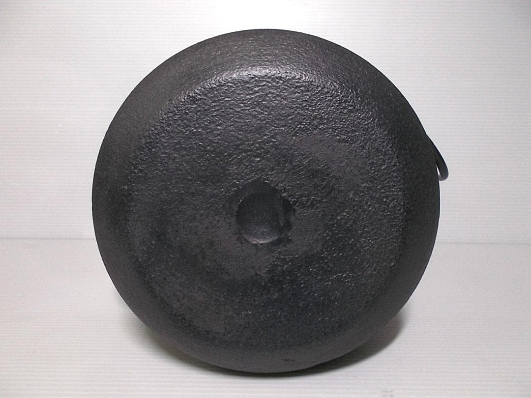 茶道具 釜師:佐藤浄清 糸目地紋 筒釜 茶釜 釜環 共箱 風炉 火鉢 送料込み