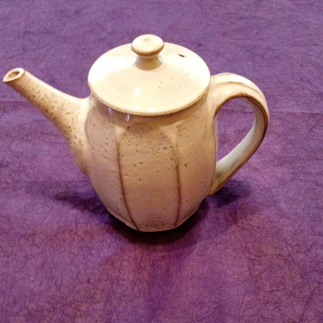 福光焼　白釉面取ポット