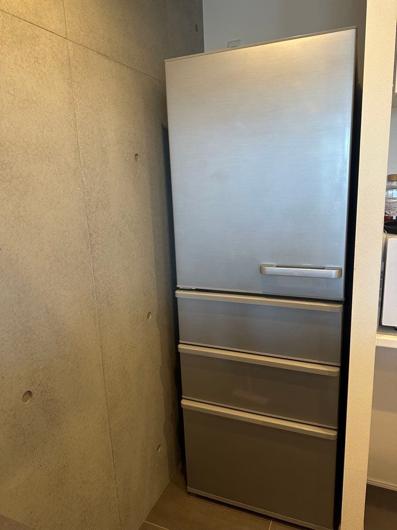 断*中様 【美品】AQUA冷蔵庫 シルバー 355L 定価115,280円