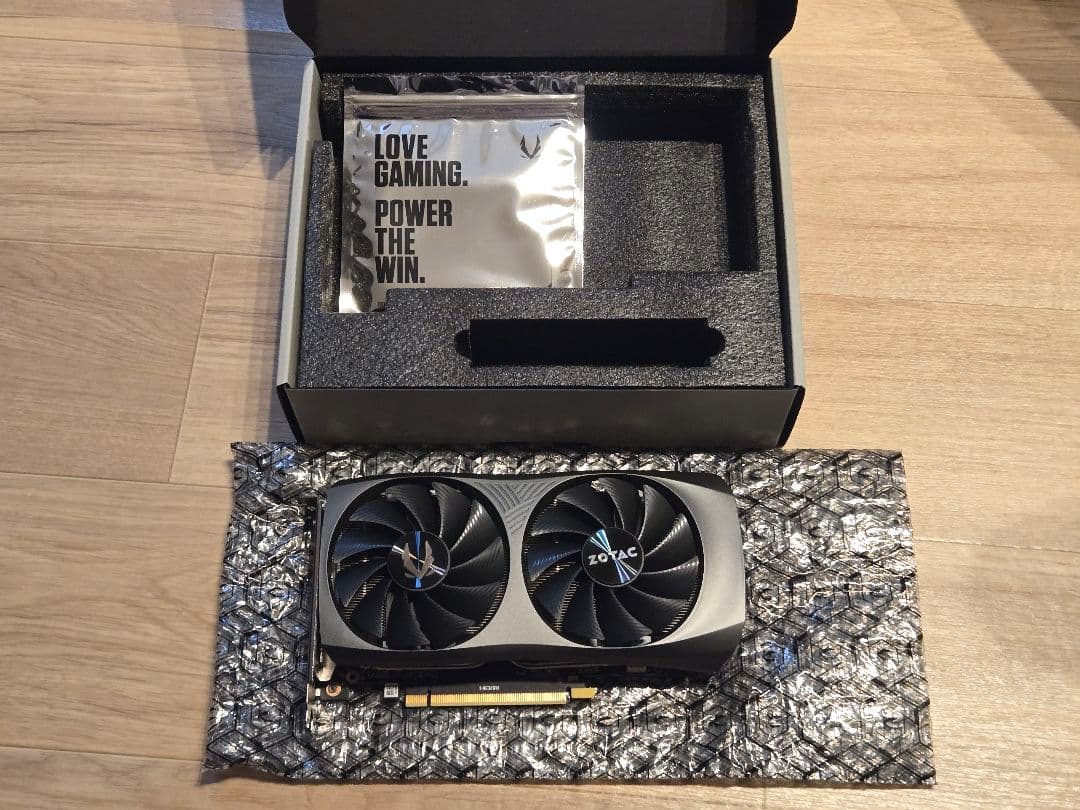 グラフィックボード・グラボ・ビデオカード ZOTAC GeForce RTX 4070 12GB