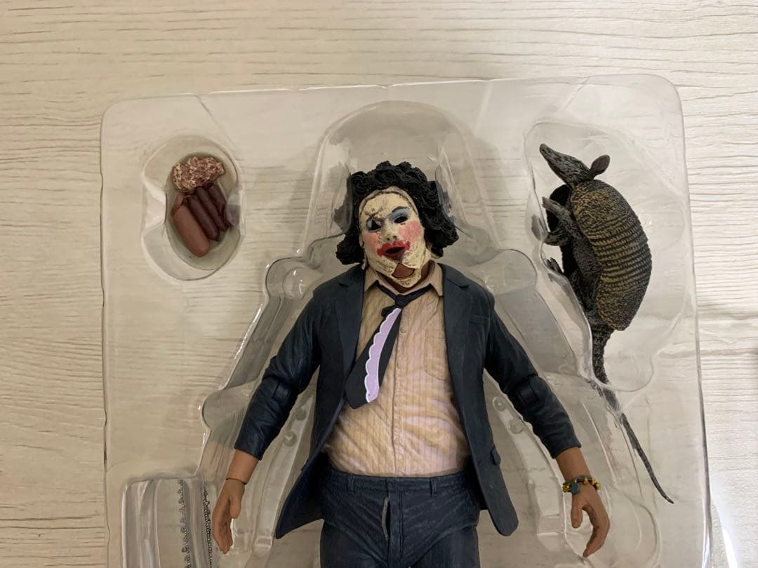 NECA レザーフェイス　プリティウーマン