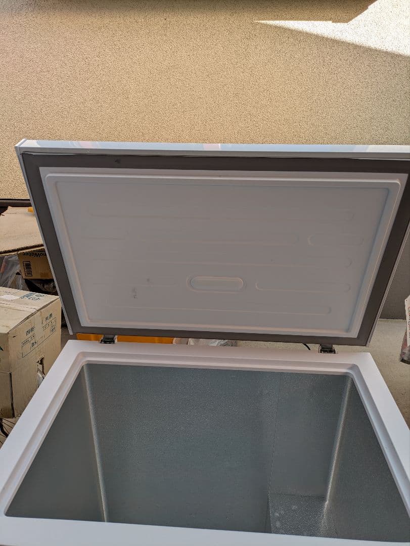 SAMKYO 冷凍ストッカー200l　25/10月購入 保証付　東京都お届可