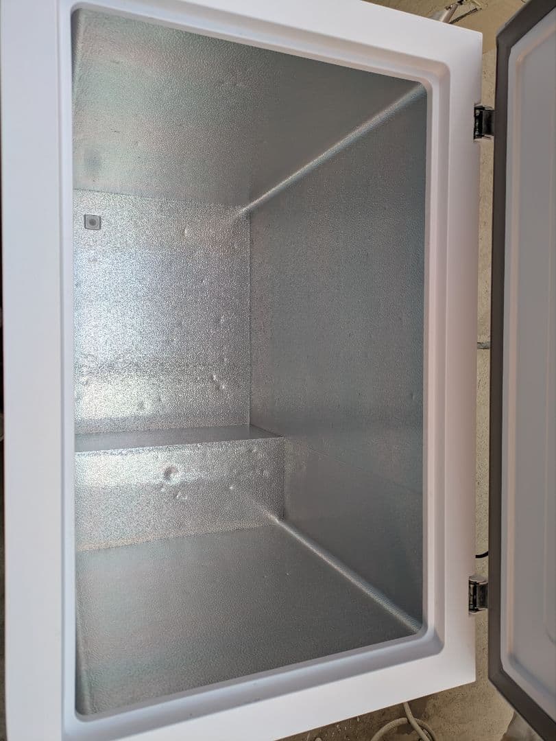 SAMKYO 冷凍ストッカー200l　25/10月購入 保証付　東京都お届可